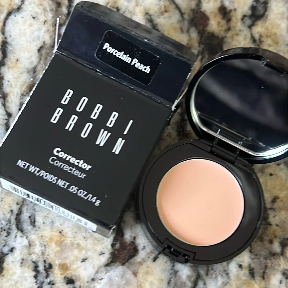 💕🌙Bobbi Brown Porcelain Peach Color Corrector